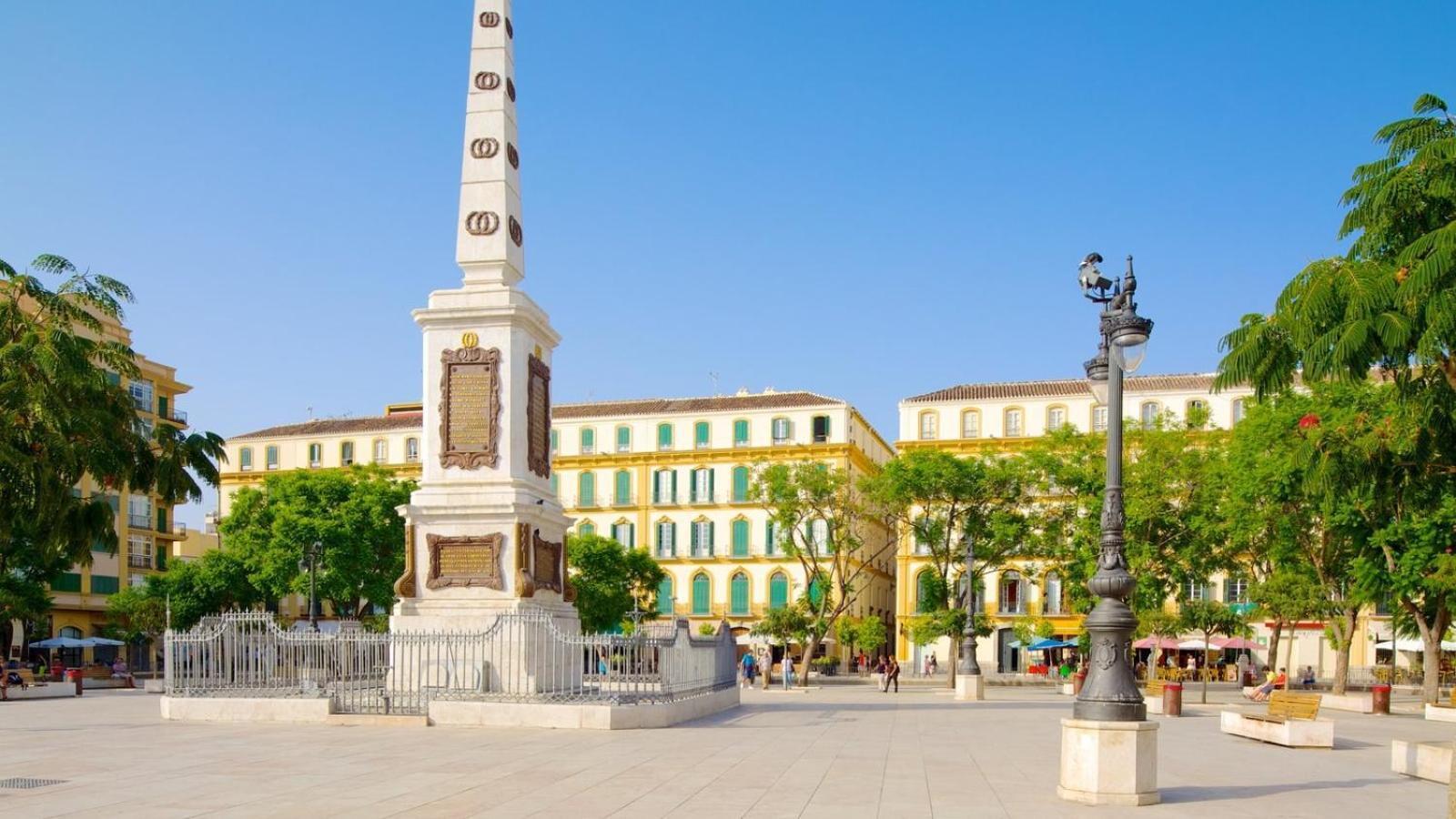 Homely Malaga Cienfuegos, Plaza De La Merced Con Vistas Eksteriør bilde